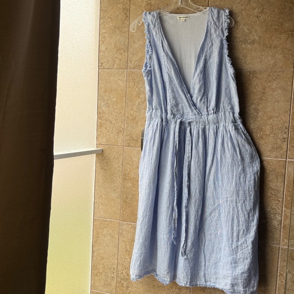 Roller Rabbit Dresses & Skirts - Roller Rabbit 100% Linen Maddie Dress Cotton Lining Blue Stripe Raw Edge Pockets